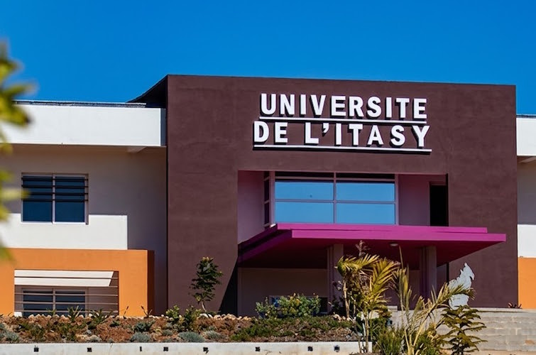 Faux diplômes : trois responsables de l'université d'Itasy placés en détention préventive