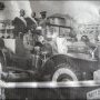 Tsiranana passant en revue les forces armées.