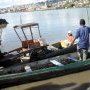 Même les pousse-pousse prennent la pirogue.