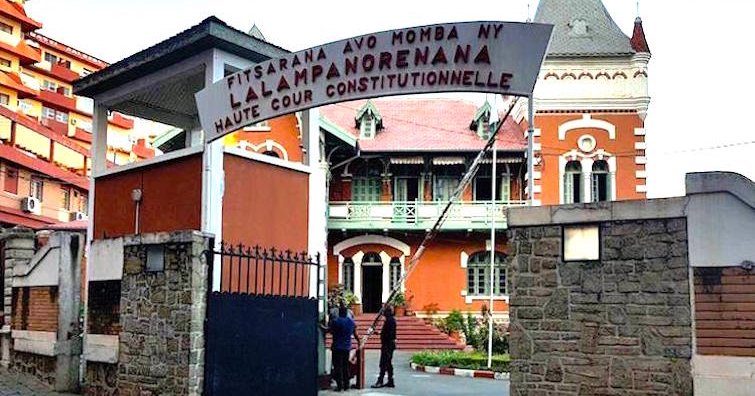 La Haute Cour Constitutionnelle de nouveau au cœur de la tempête